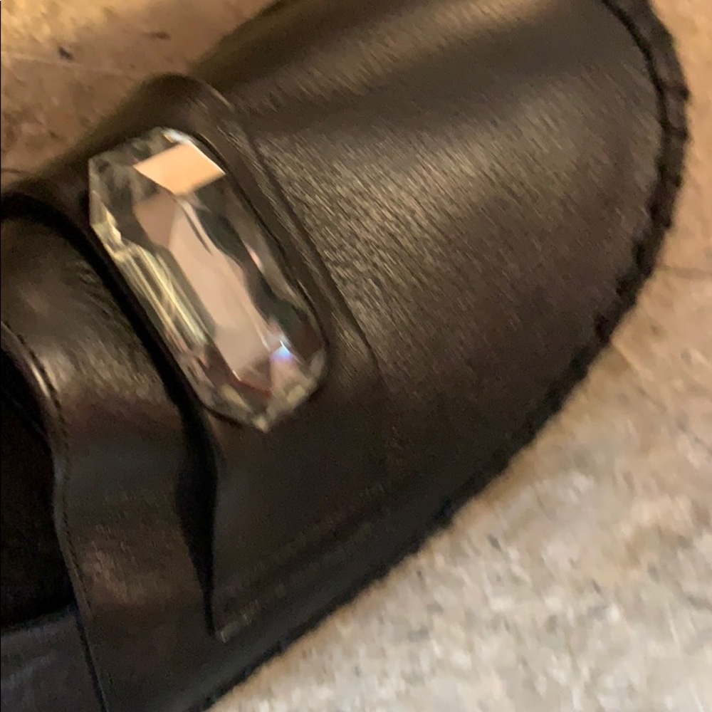 Black leather luxury moccasins with crystal detail - Picture 2 of 5
